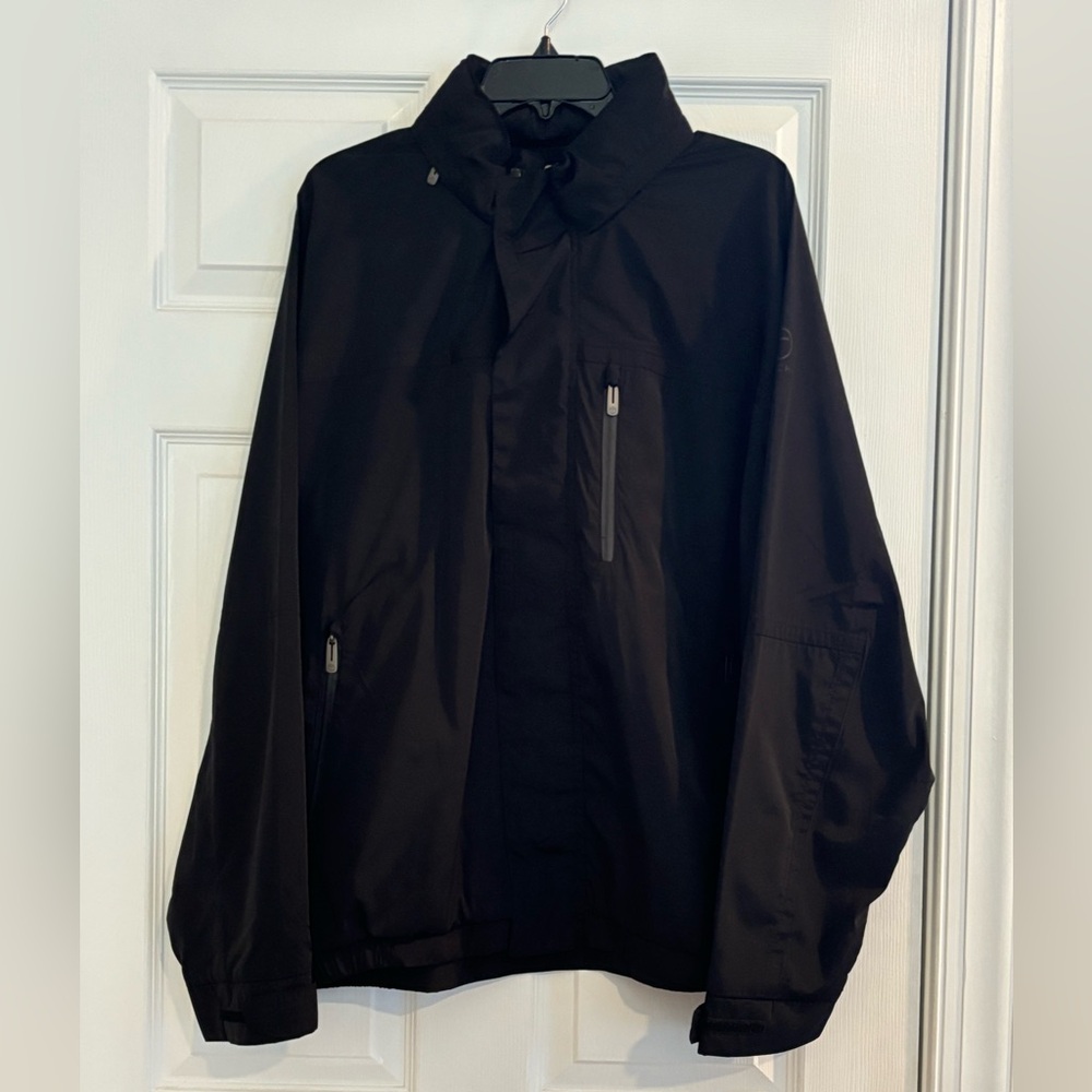 Men’s Tumi Tech lightweight jacked